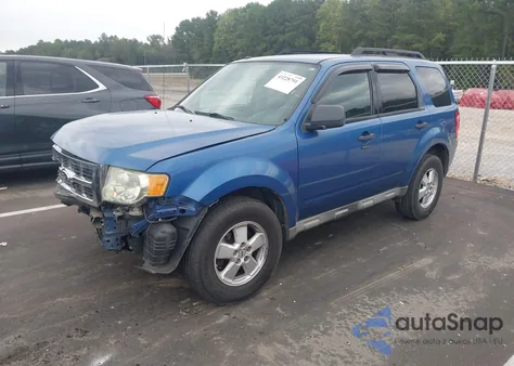 2010 Ford Escape Xlt from USA, damaged, VIN 1FMCU0D78AKB51176